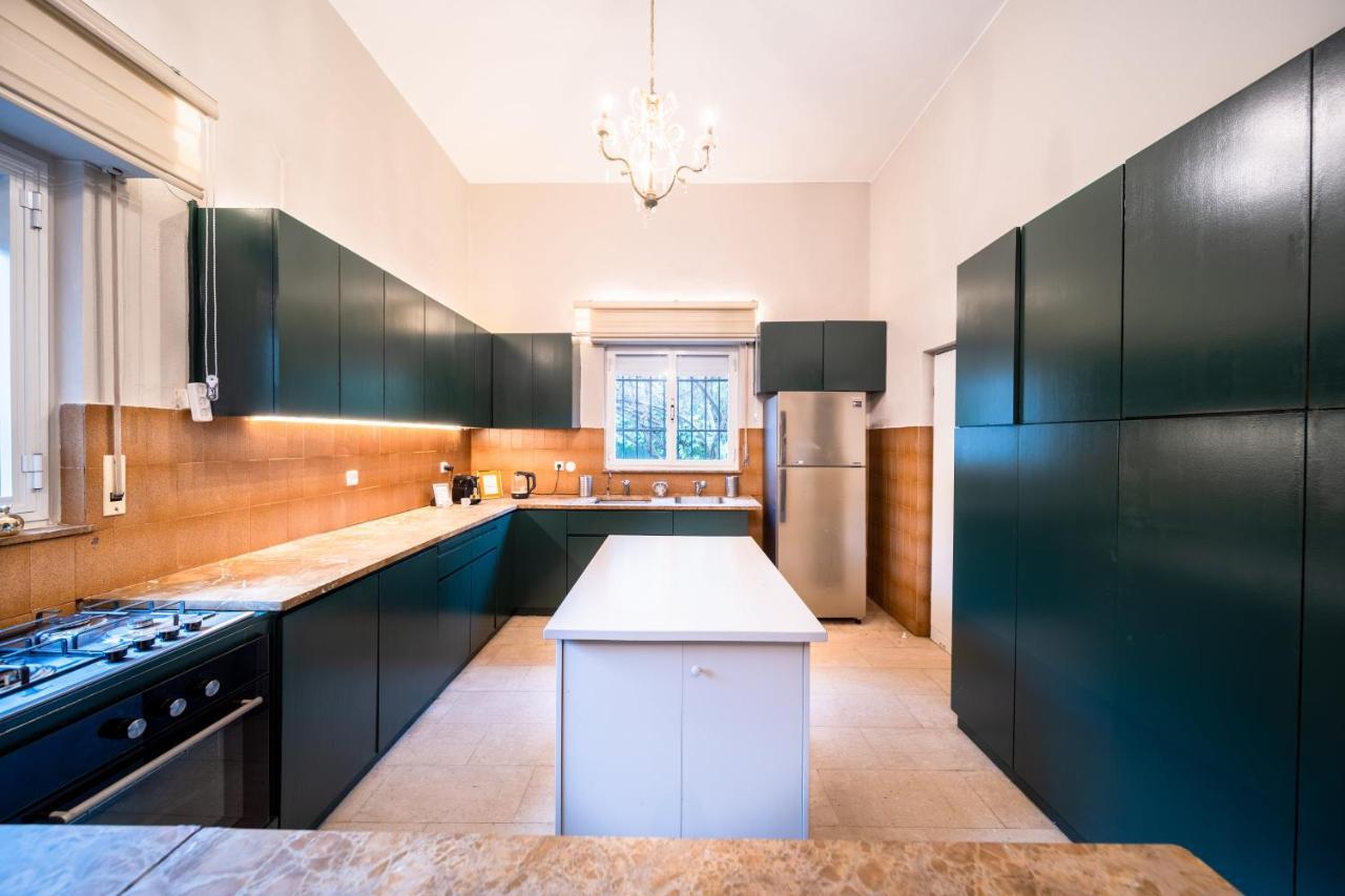 Art Apartment In Mamila - Villa Rehavia Baitulmaqdis Luaran gambar